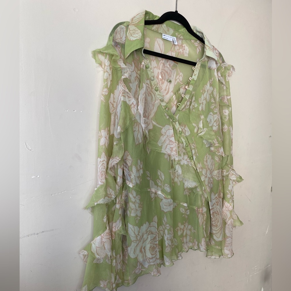 NWT•ASOS DESIGN Curve V-Neck Ruffle Blouse Green Floral Print Size US 18 - Picture 5 of 11